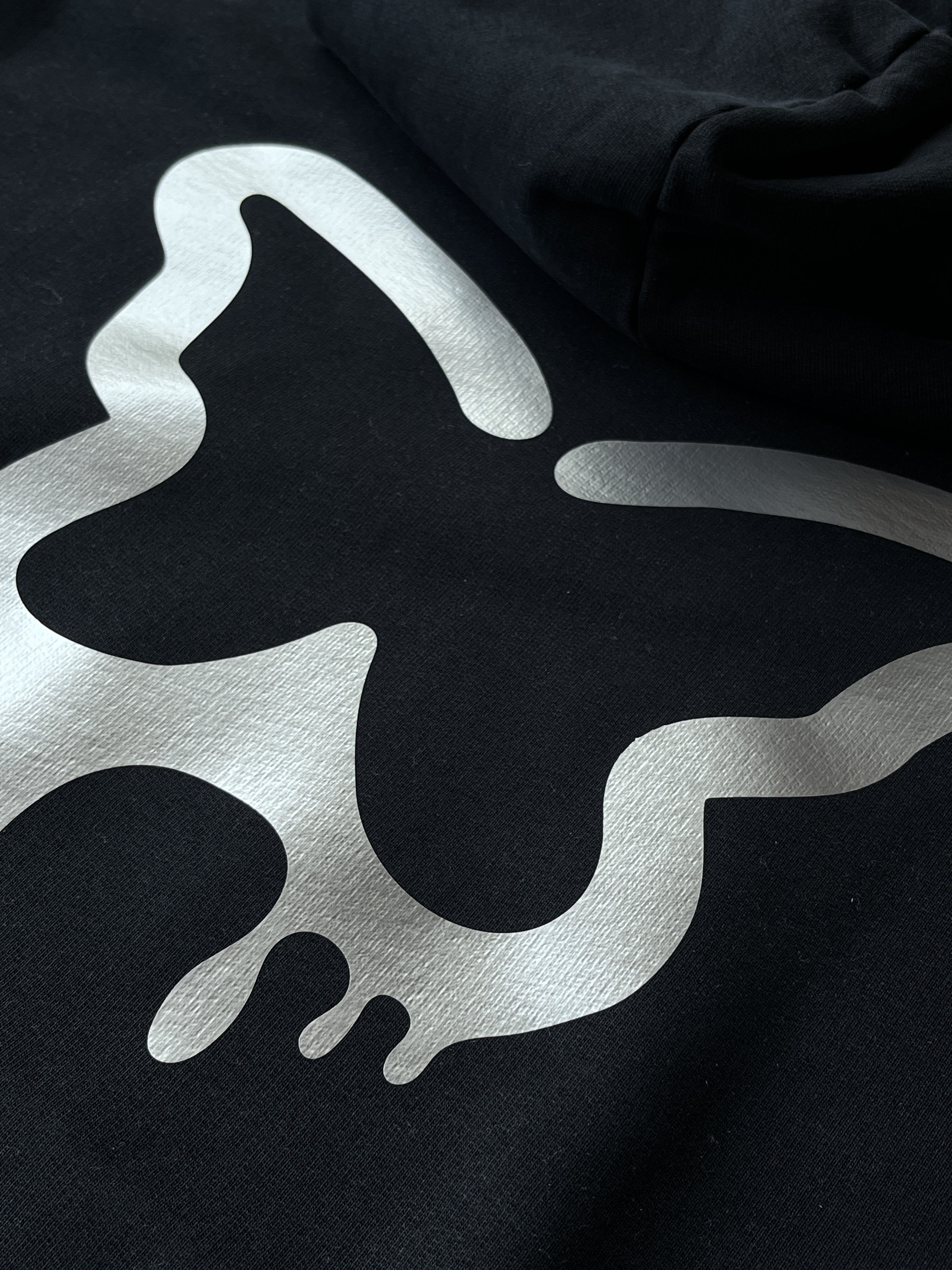 Chrome, flocage, marquage textile, merch, artist, butterfly